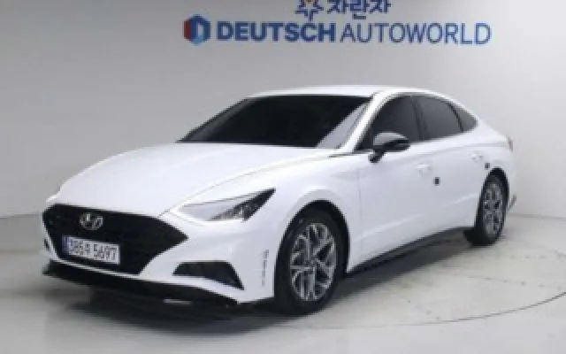수원실매물중고차매매사이트 쏘나타 (DN8) 2.0 모던 매물 사진 13 - 2022/09 106,800km