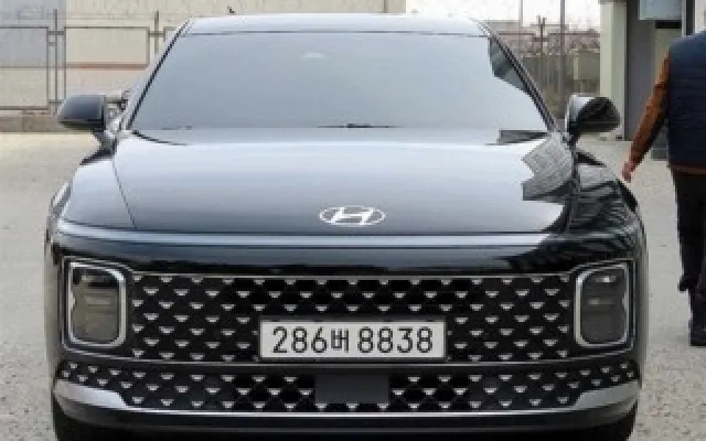 수원실매물중고차매매사이트 그랜저 (GN7) 가솔린 2.5 2WD 매물 사진 14 - 2022/12 45,621km
